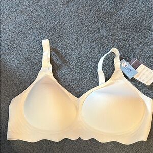 Soft White Seamless Bra